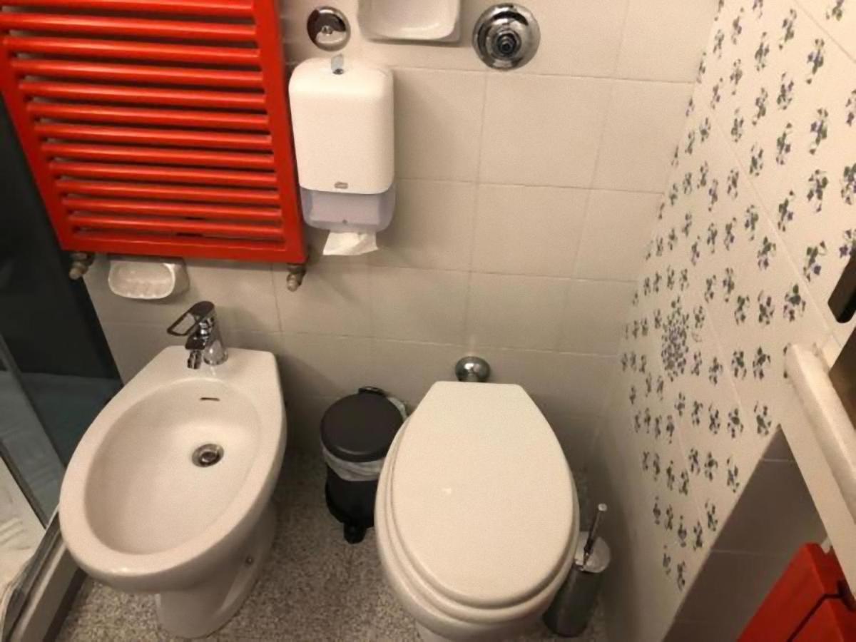 Tourist House Bologna - Fringe - Self Check-In Apartment Bagian luar foto