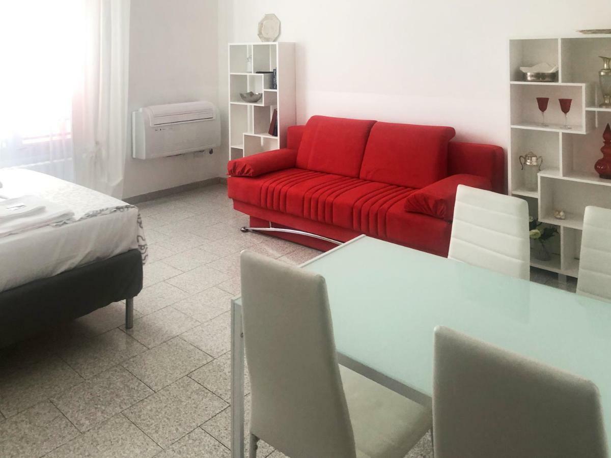 Tourist House Bologna - Fringe - Self Check-In Apartment Bagian luar foto